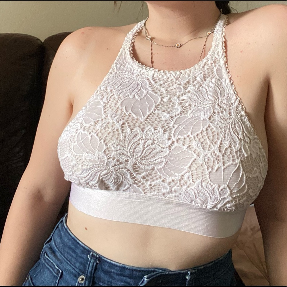 VINTAGE | White Floral Lace Halter Bralette